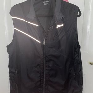 ASICS sleeveless black zip up windbreaker